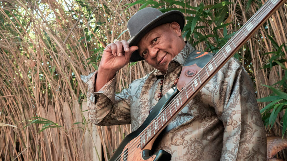 Bakithi Kumalo and Into the Mystic