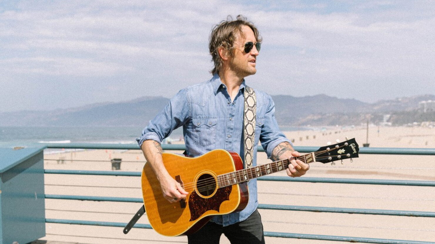 Chris Shiflett Releases ‘Born & Raised’ Single
