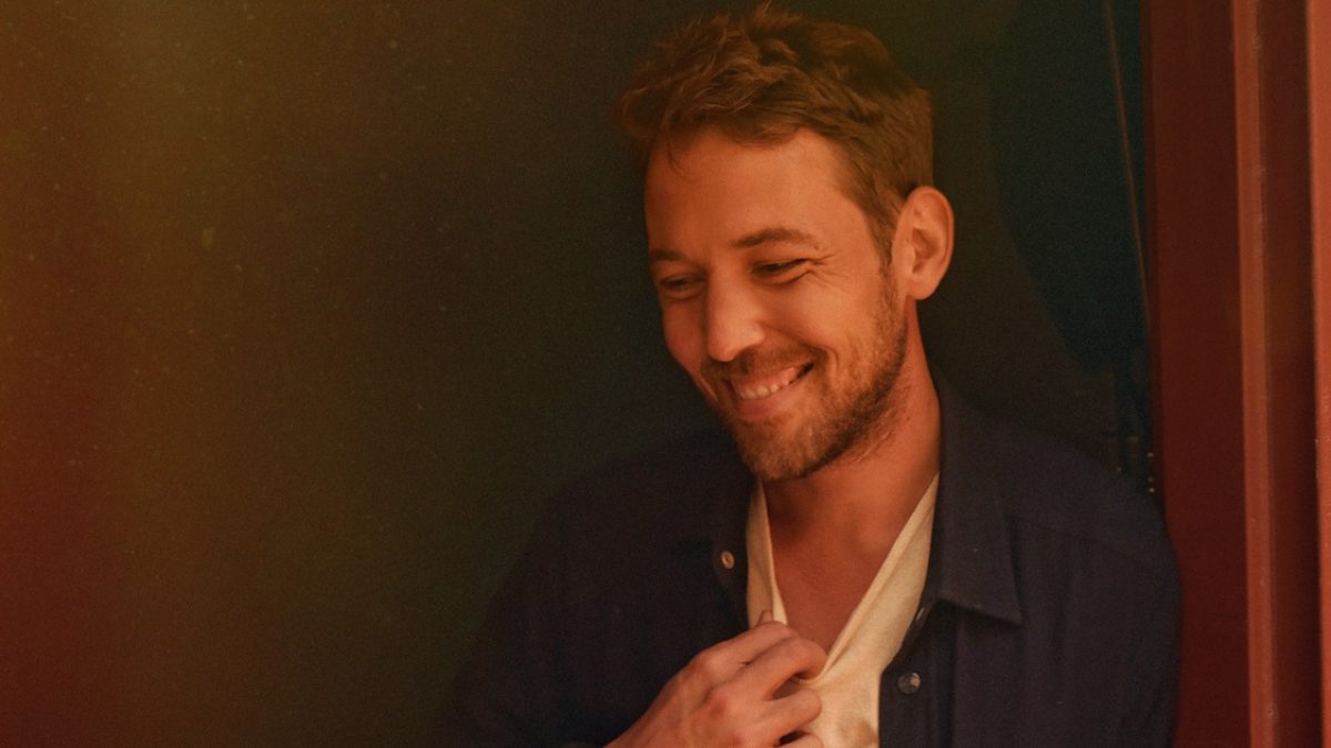 Fleet Foxes' Robin Pecknold Plans 2026 Solo Acoustic Tour