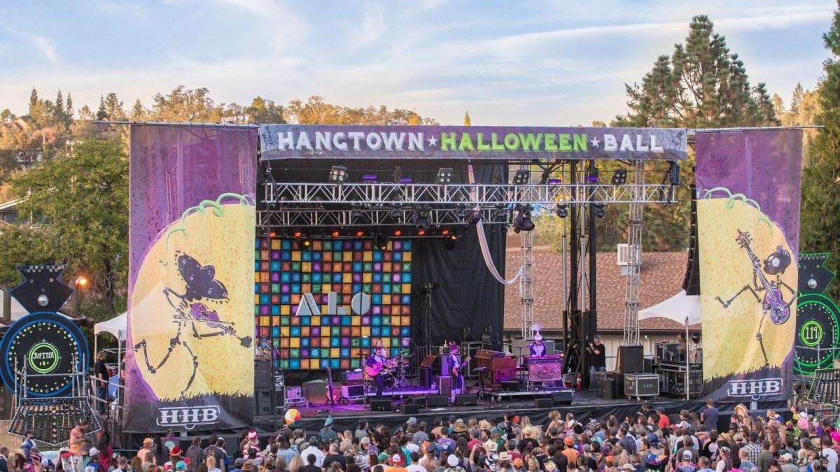 Hangtown Halloween Ball Late Night Announcement