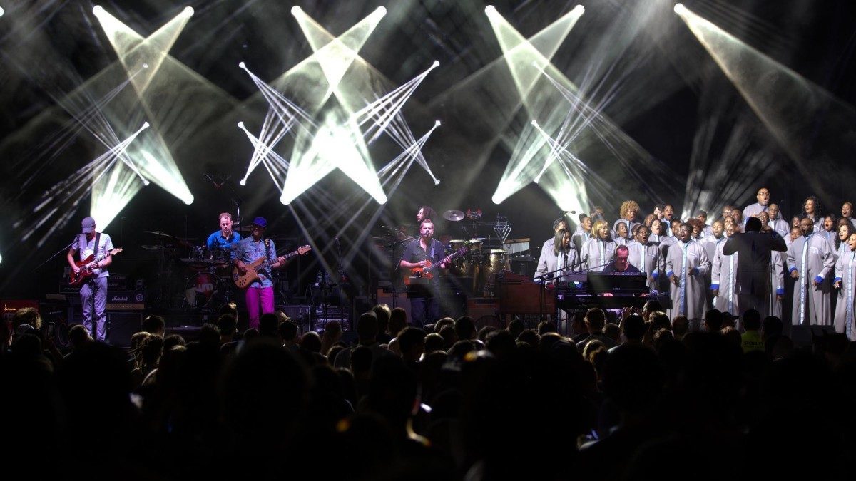 Umphrey's McGee Teams Up With Chicago Mass Choir At Ravinia