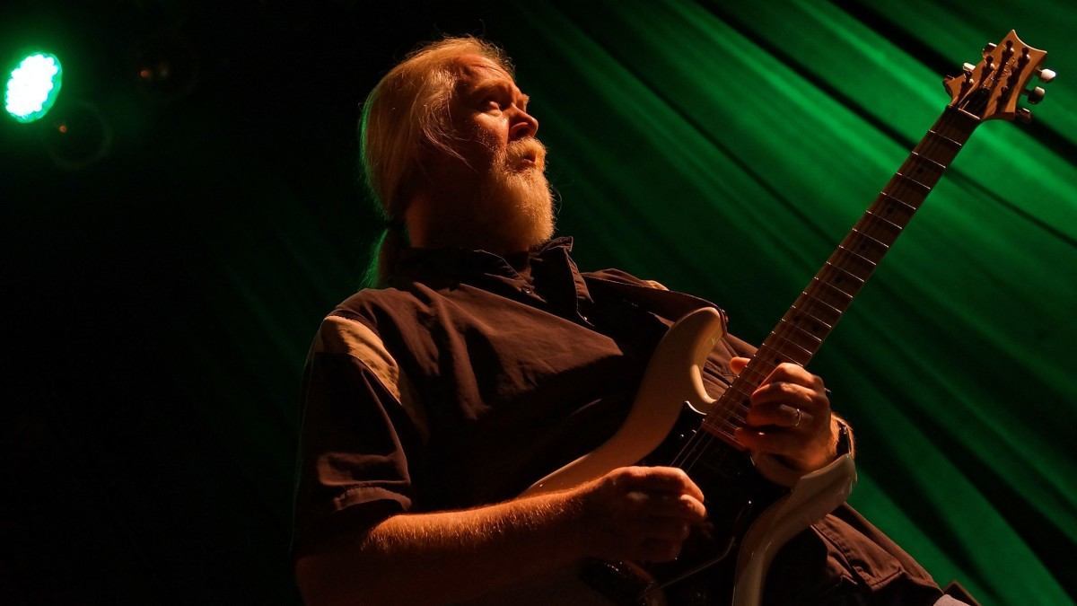 Col. Bruce Hampton & The Aquarium Rescue Unit Cover 'Dark Star' For Jerry Garcia