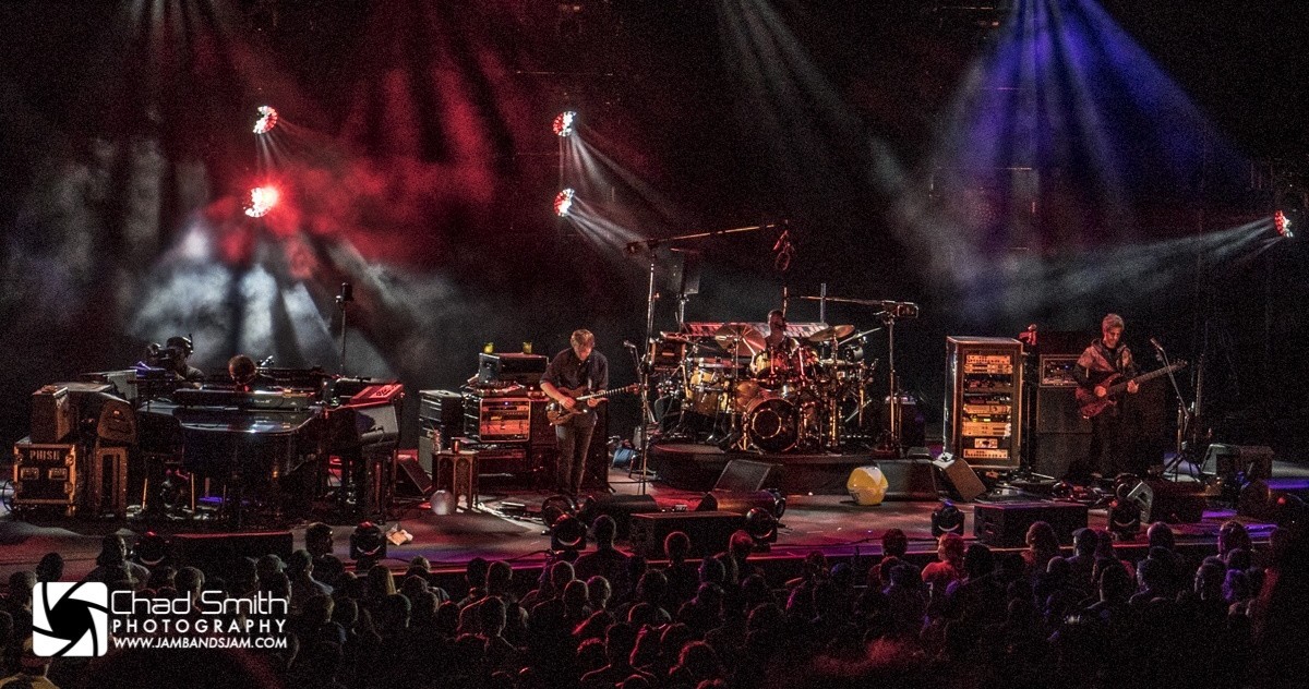 Twenty Years Later Phish Delivers 'The Real Gin'