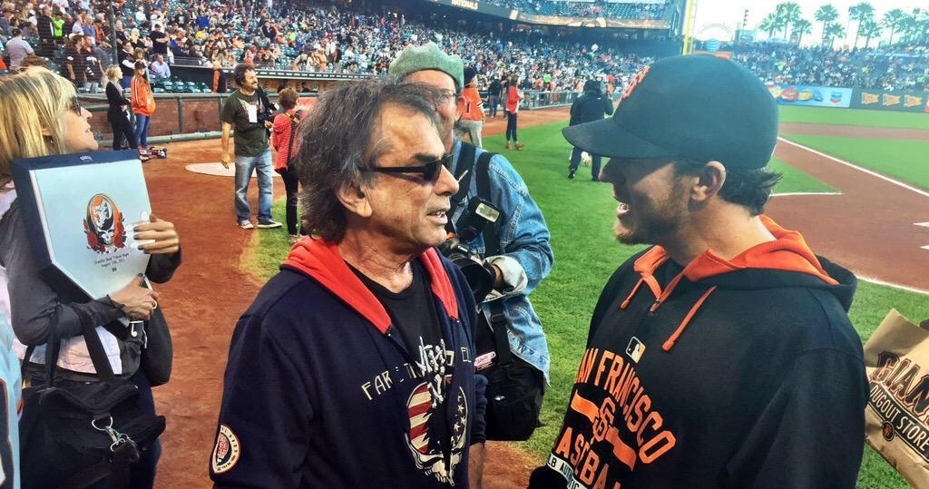 San Francisco Giants Pitcher Jake Peavy Covers Grateful Dead & Jason Isbell