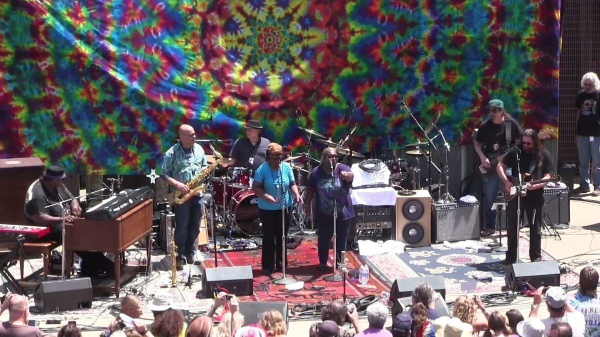 Melvin Seals & JGB at Jerry Day 2015