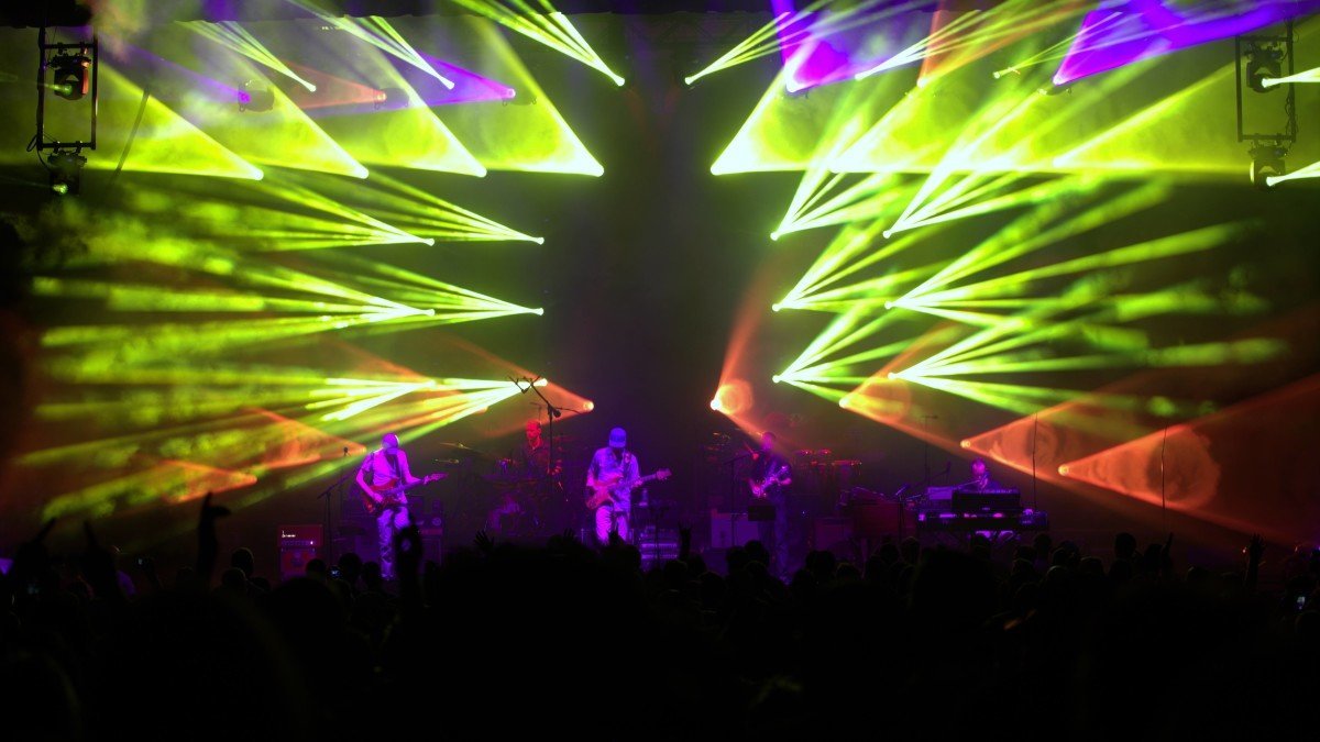 Umphrey's McGee Debuts The Clash Cover In 2013