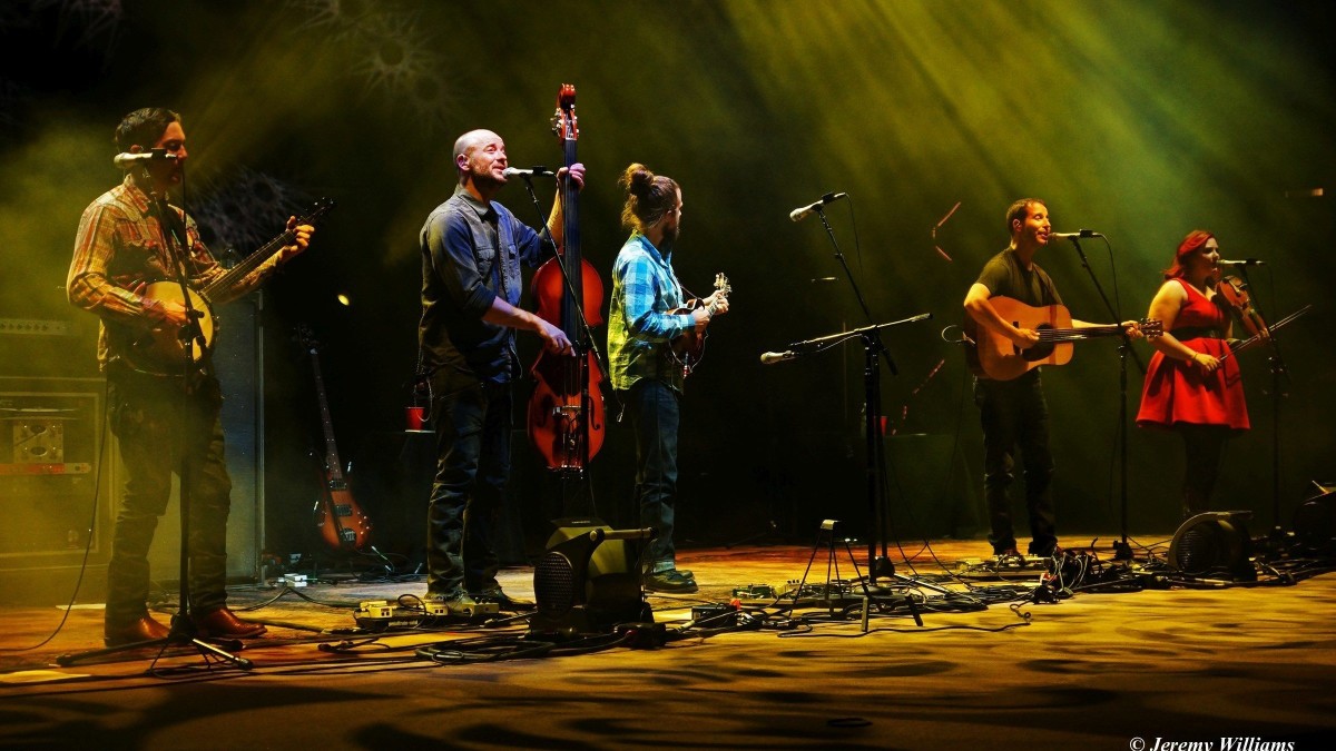 Yonder Mountain String Band Teams With Fruition & Greensky Bluegrass At Red Rocks