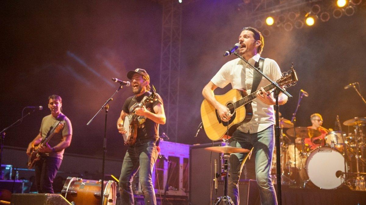 The Avett Brothers Announce Summer Tour