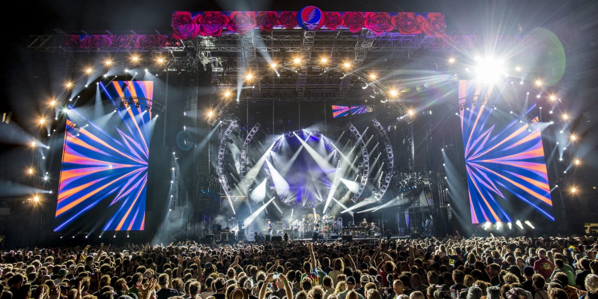 Fare Thee Well Chicago Crop Chad Smith