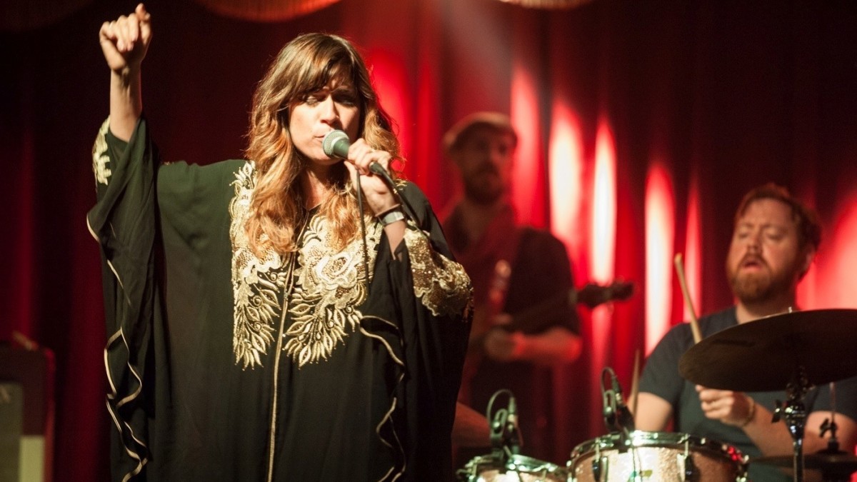 Nicole Atkins Guests With Joe Russo's Almost Dead In Nashville