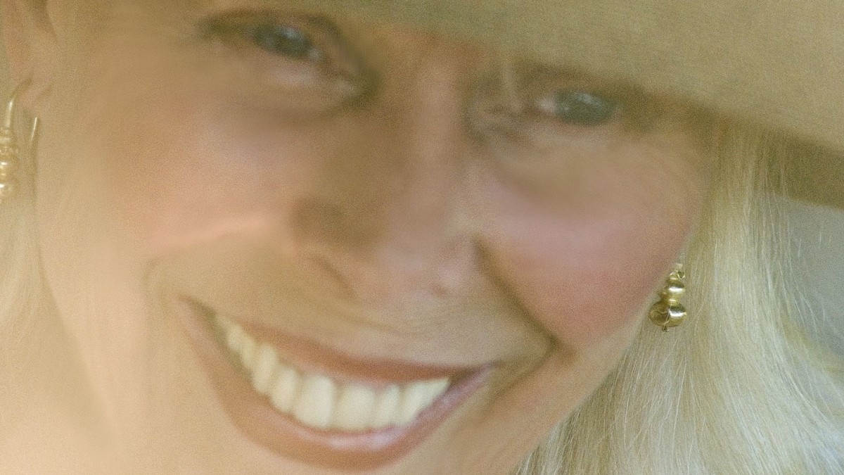 Happy 75th Birthday Joni Mitchell: Performing Live Through The Decades