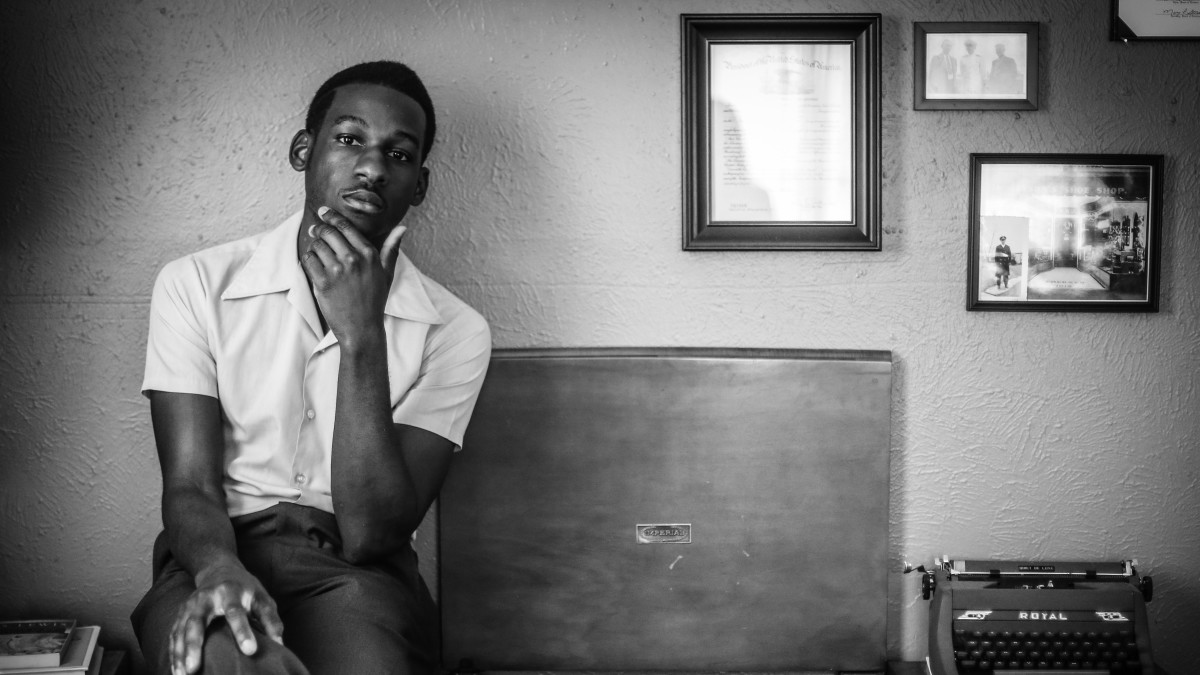 Leon Bridges Announces Fall Tour