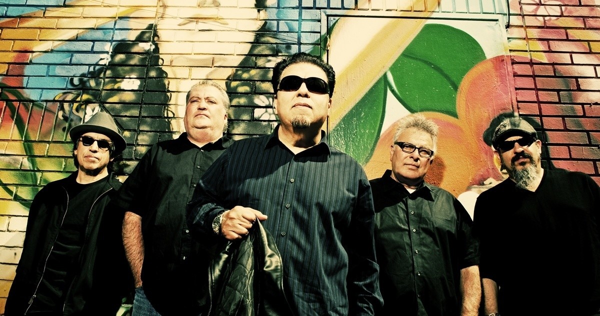 Los Lobos