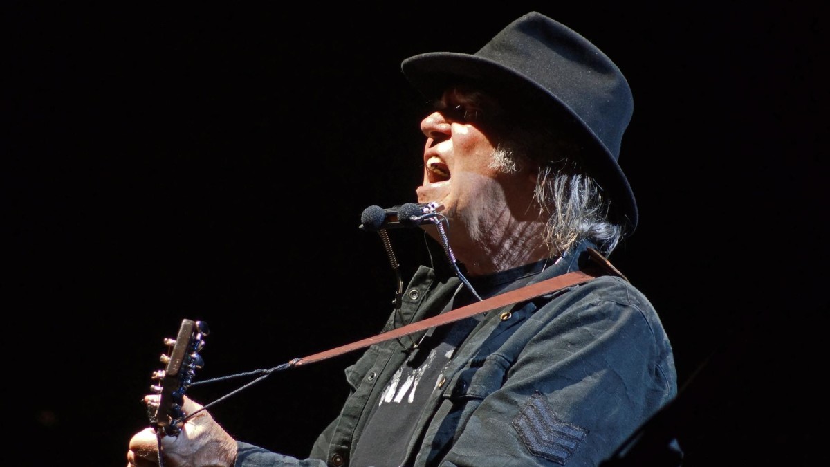 Happy Birthday Neil Young: Live Spotify Playlist