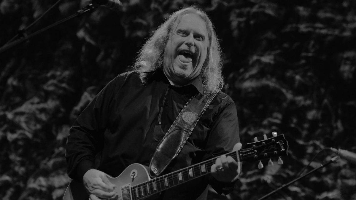 Bernie Marsden Guests With Warren Haynes In London