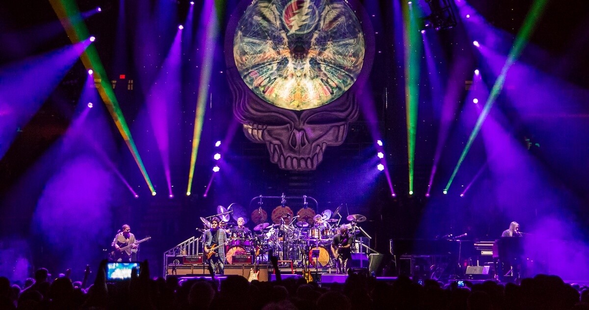 Dead & Company Lasky Crop 6