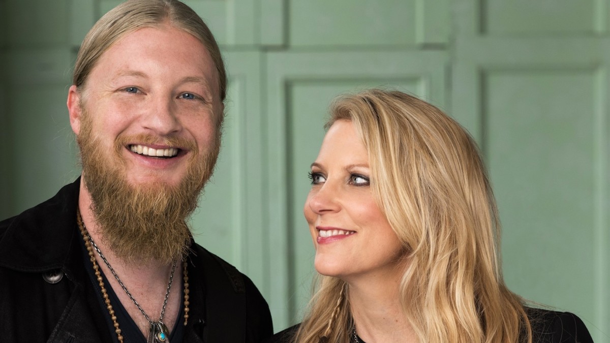 Watch Free Tedeschi Trucks Webcast Live From Studio X