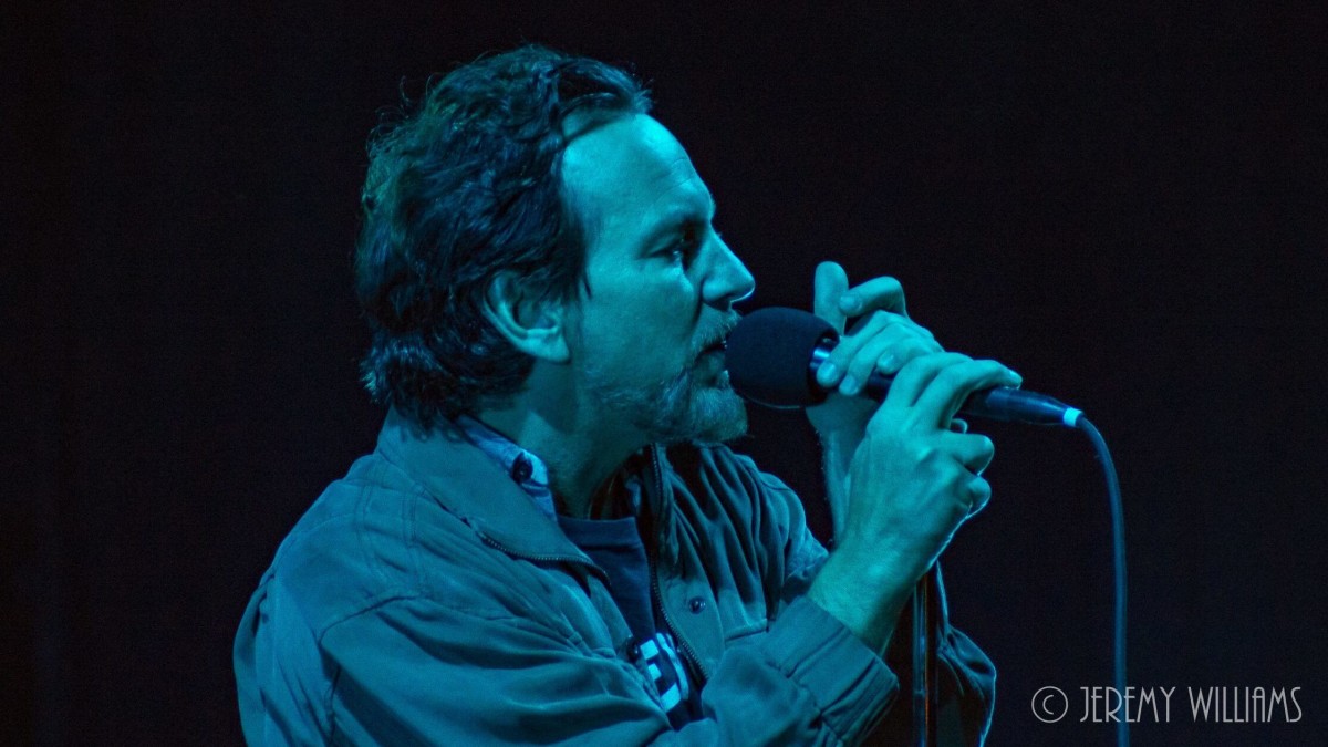 Photos & Videos: Pearl Jam Plays First Full Show Of 2015