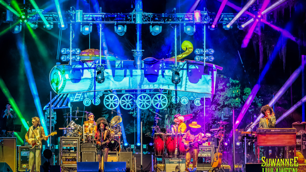 Photos & Setlist: The String Cheese Incident Presents 'Ghoul Train' Set At Suwannee Hulaween