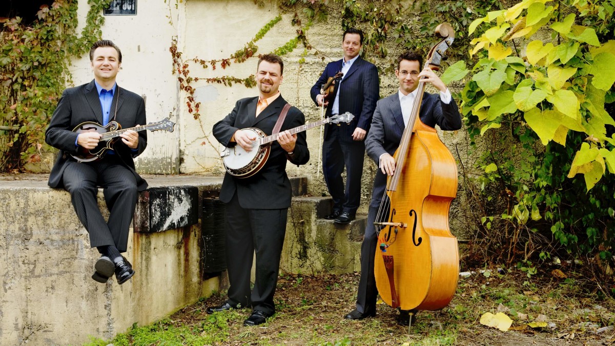 Travelin' McCourys & Jeff Austin Band To Present Grateful Ball