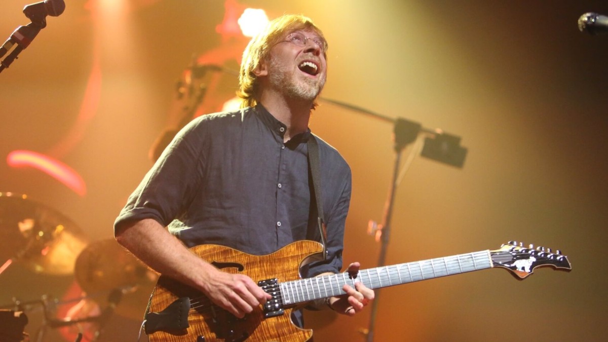 Photos & Setlists: Trey Anastasio Band Honors Chip Hooper In Oakland