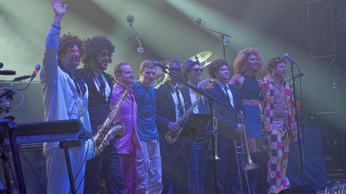 The Biscuits Truly Go Disco For Halloween In Syracuse