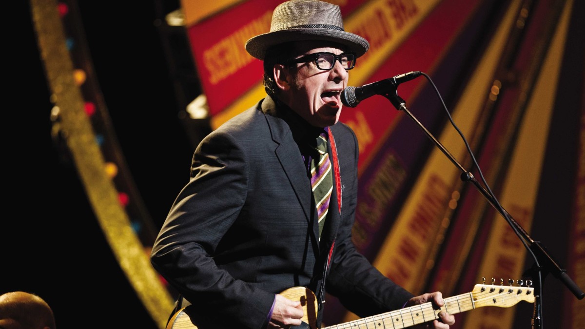 Elvis Costello Announces Detour Solo Tour