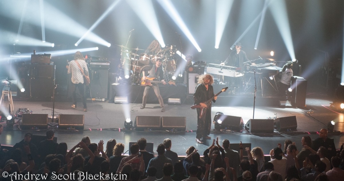 My Morning Jacket Blackstein Crop 3