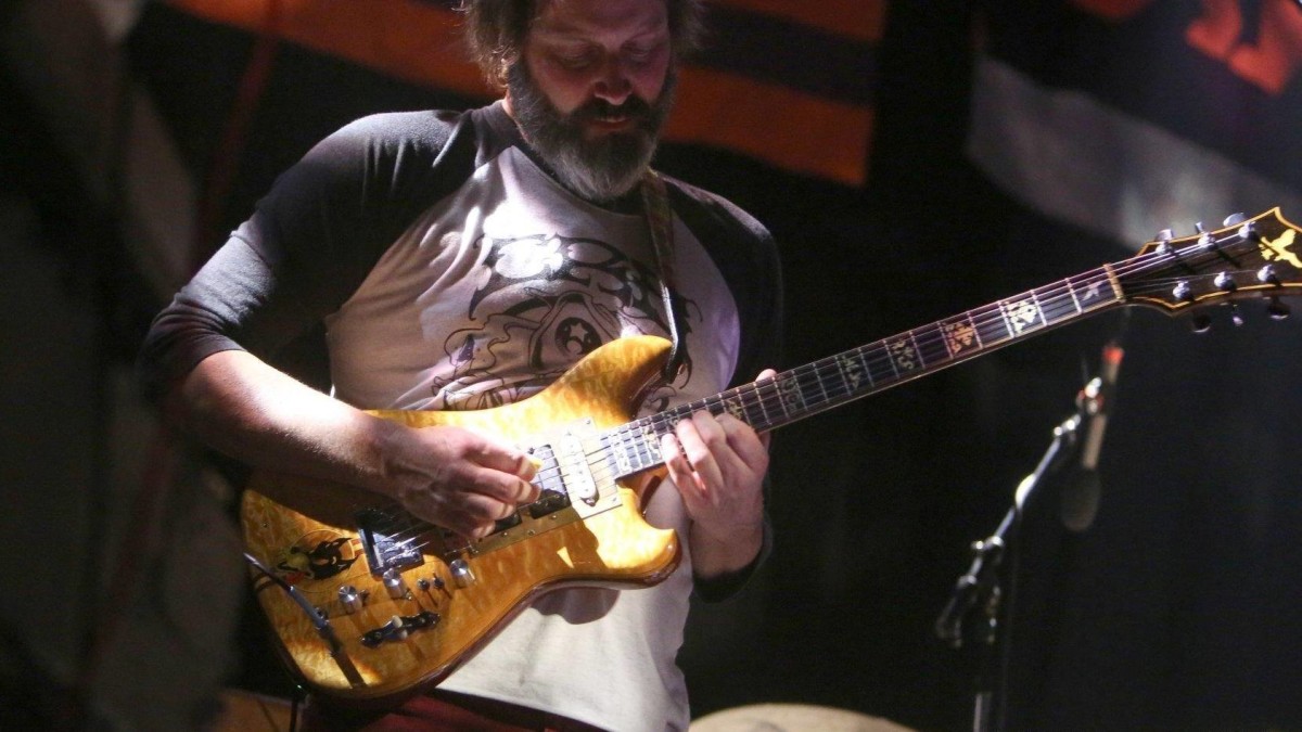 Photos & Videos: Chris Robinson Brotherhood Welcomes Wolf & Sless At Fillmore