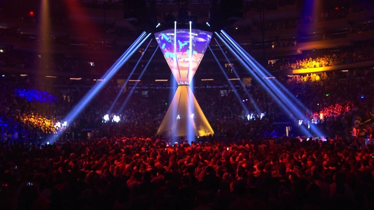 Pro-Shot: Phish Rings In 2016 With Hourglass Jam