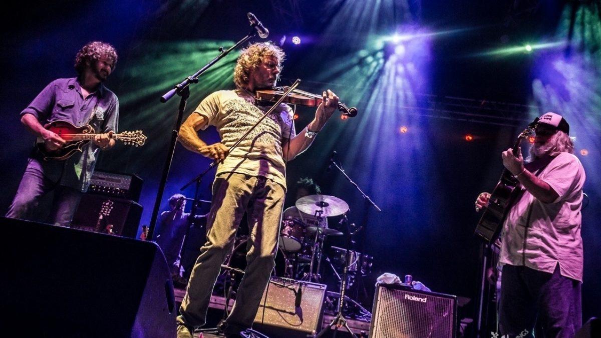 Photos: Strings & Sol Begins With Collaboration Heavy Day