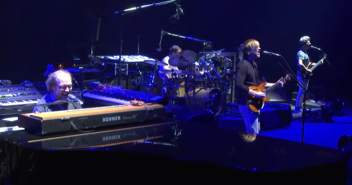 Phish MSG Night 3 Screengrab Crop