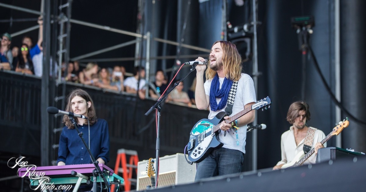 Tame Impala Russo Crop