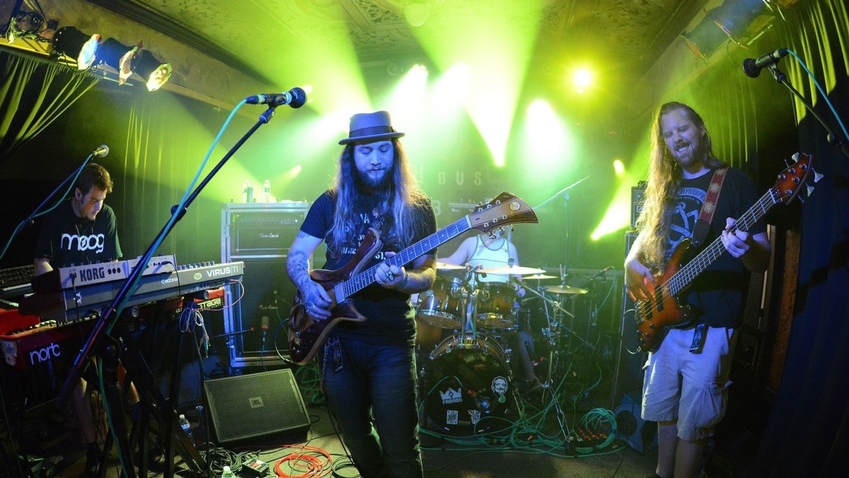 Twiddle Announces 'Fox To The Rocks: Summer 2016 Colorado Tweekend'