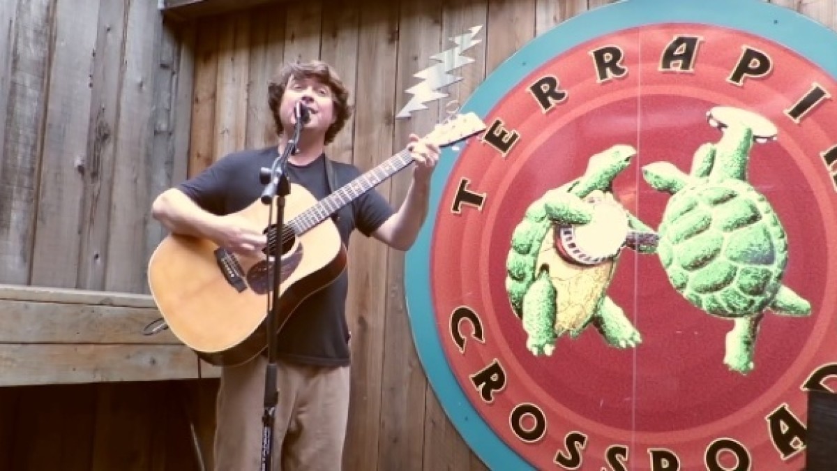 Songs Of Their Own | Keller Williams - Brown-Eyed Women