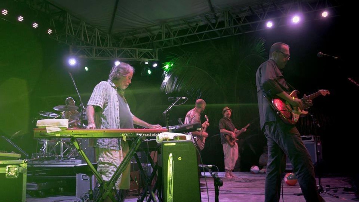 moe. Concludes Tropical Throe.down With More Bust Outs & Bill Payne