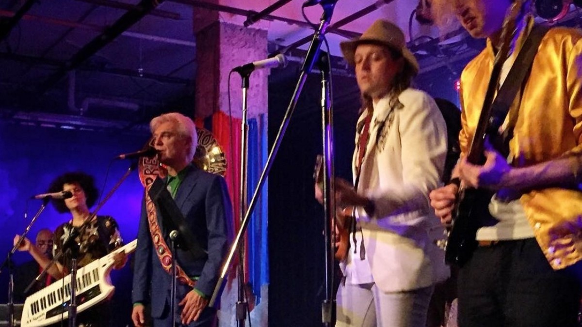 David Byrne & Arcade Fire Members Perform Together In Montreal