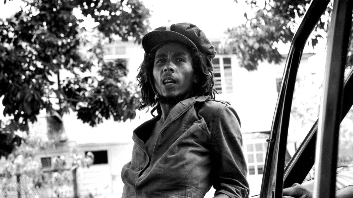 Remembering Bob Marley: Performing Solo On Acoustic Guitar