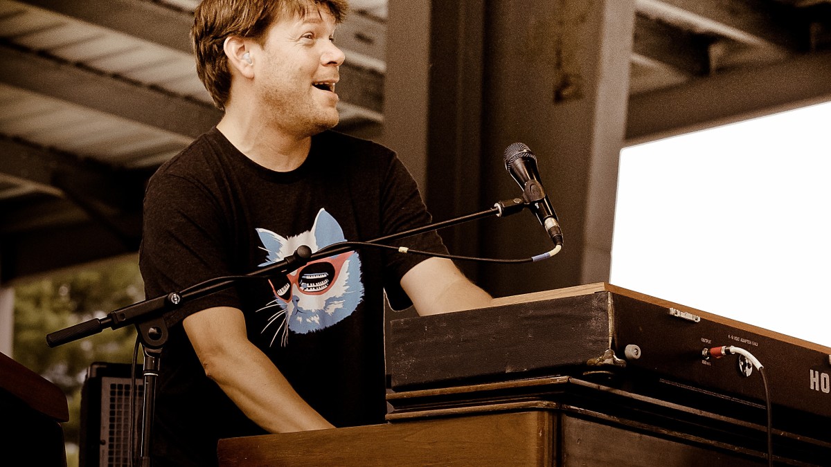 Kyle Hollingsworth Announces Upcoming Release Of '50' Studio Album