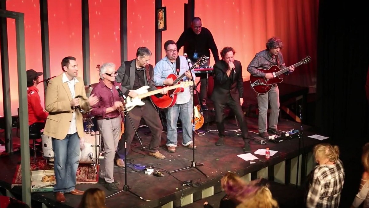 Eddie Vedder Performs At High School Fundraiser