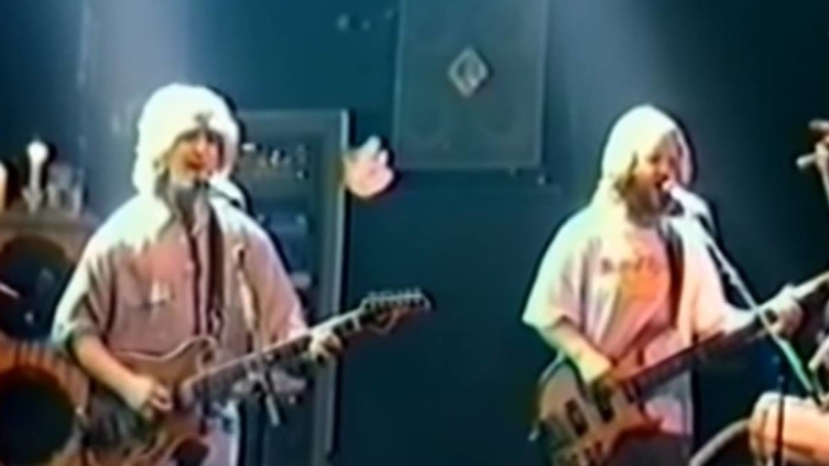 Full Show Video: Phish Plays Bataclan In Paris In 1997