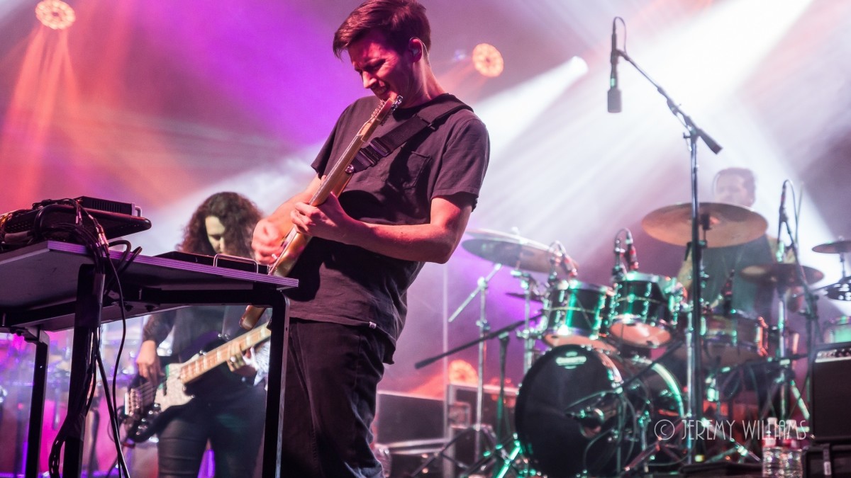 STS9 Covers 'Could You Be Loved' On Valentine's Day In Chicago