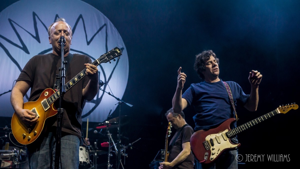 Ween Mixes Classics & Rarities At New York City Run Opener