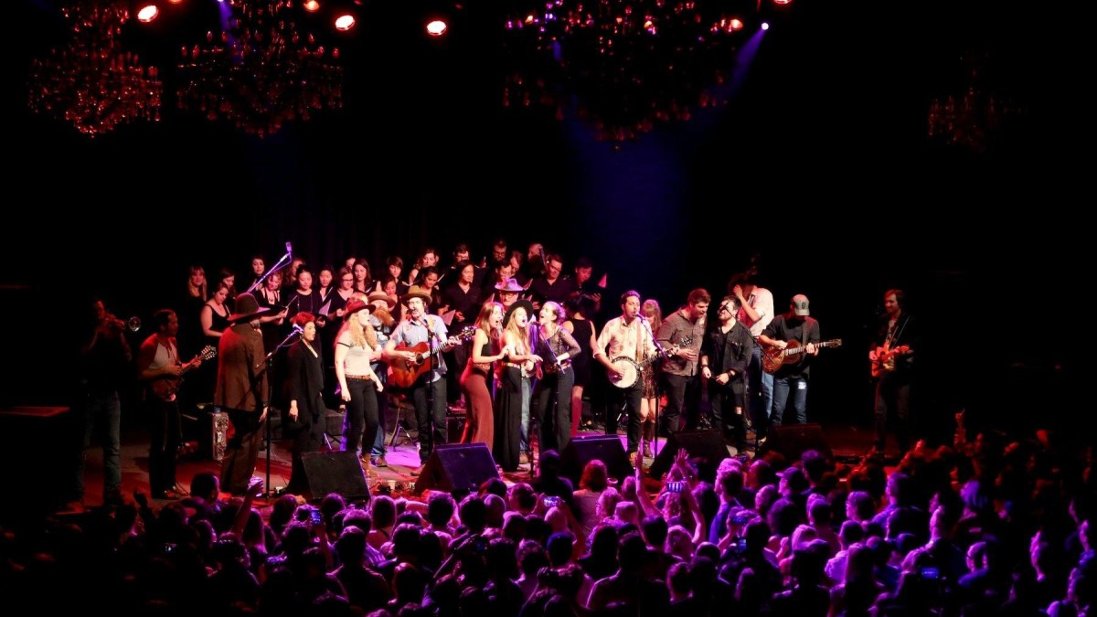 The Brothers Comatose Joined By Church Choir & More At Sold-Out Fillmore