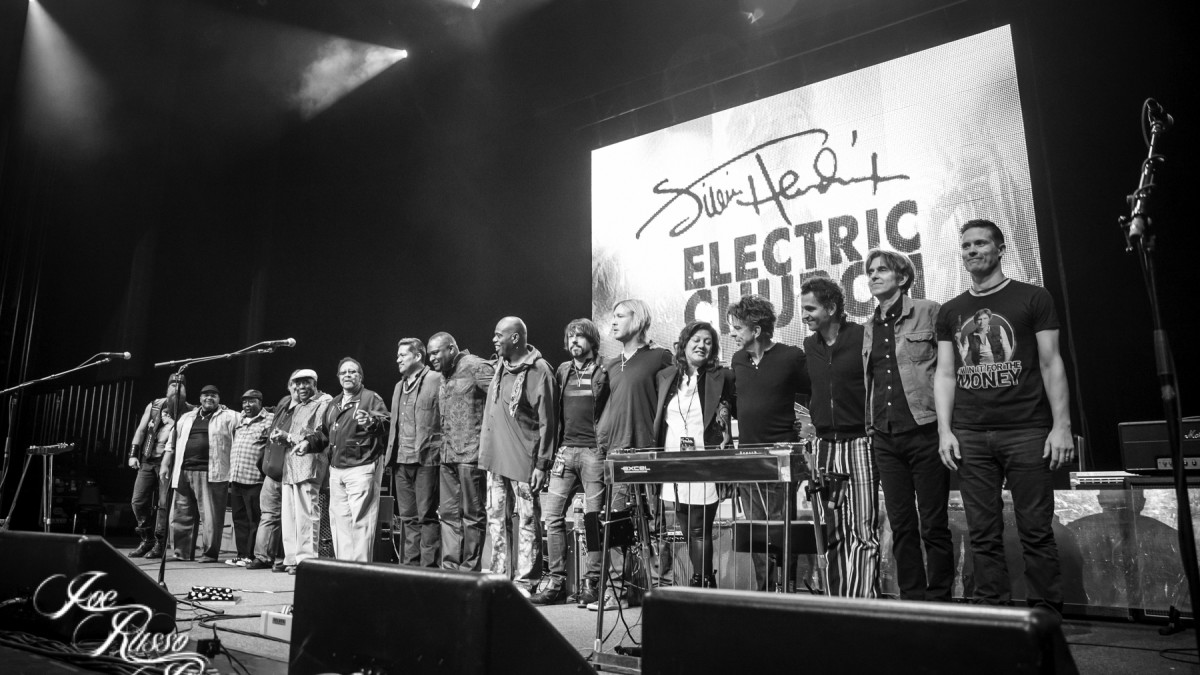Photos & Setlist: Experience Hendrix Turns Brooklyn Into Guitar Heaven