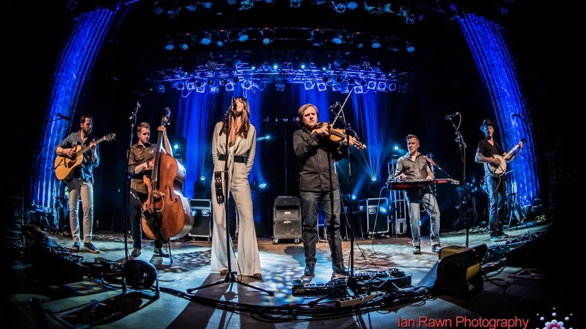 Photos & Setlist: Infamous Stringdusters Team With Nicki Bluhm & The Gramblers In Atlanta