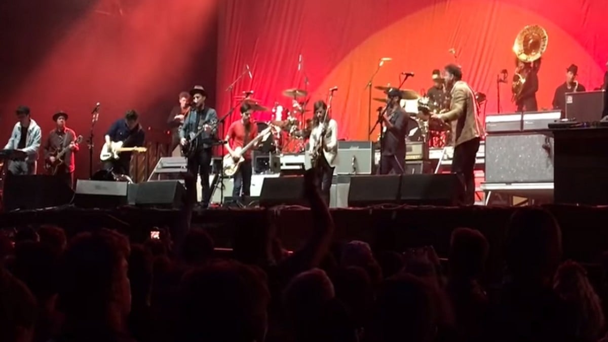Mumford & Sons Team With Krasno, Avetts, Morello & More For 'House Of The Rising Sun'