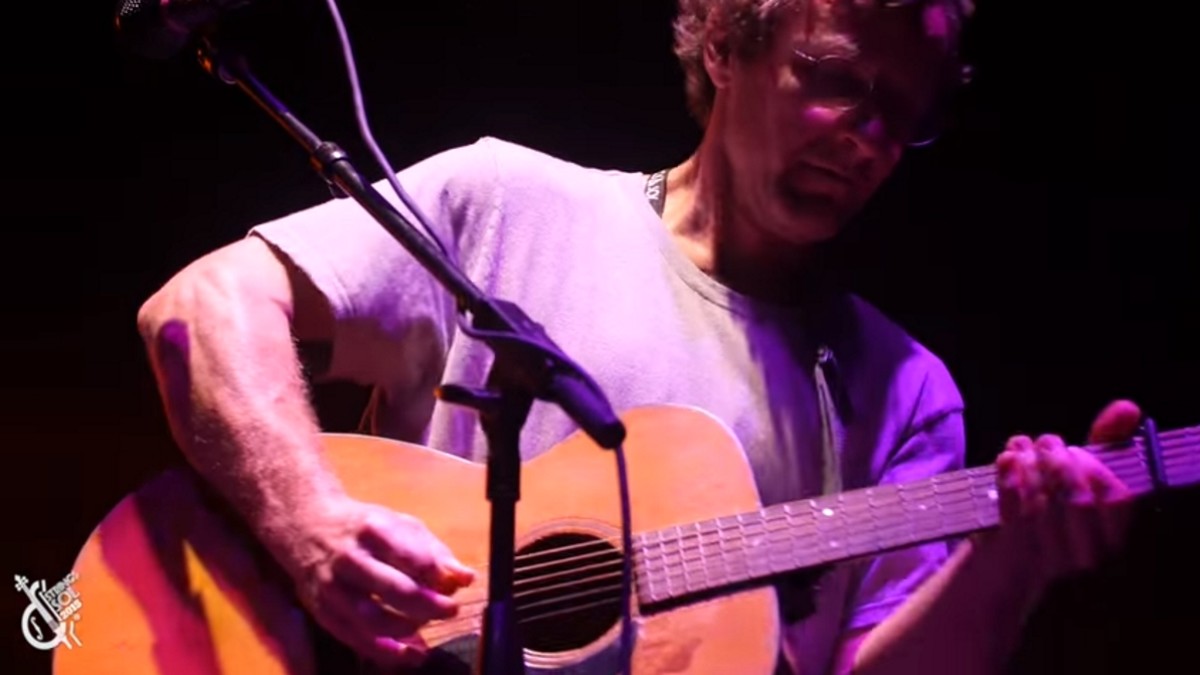 Pro-Shot: Railroad Earth Covers 'Peggy-O' At Strings & Sol 2015
