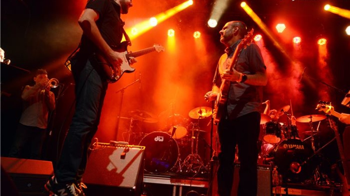 Kung Fu Covers Steely Dan Album With Guests In New Orleans