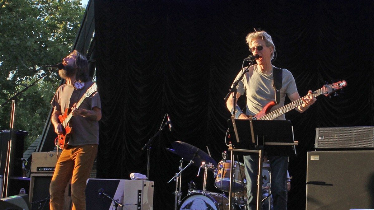 Chris Robinson & John Scofield To Appear With Phil Lesh & Friends At Terrapin Crossroads